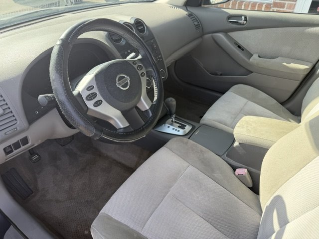2009 Nissan Altima - $7,295
