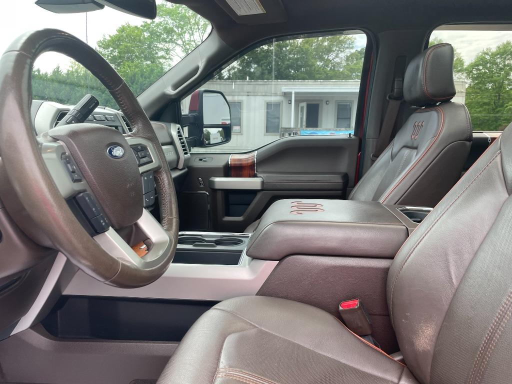2017 Ford F250sd King Ranch Ultimate/ Wicked Li photo