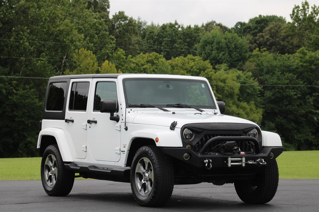 2016 Jeep Wrangler Unlimited Sahara photo