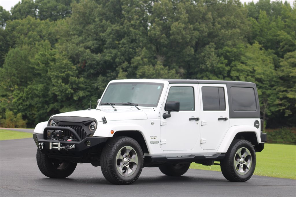 2016 Jeep Wrangler Unlimited Sahara photo