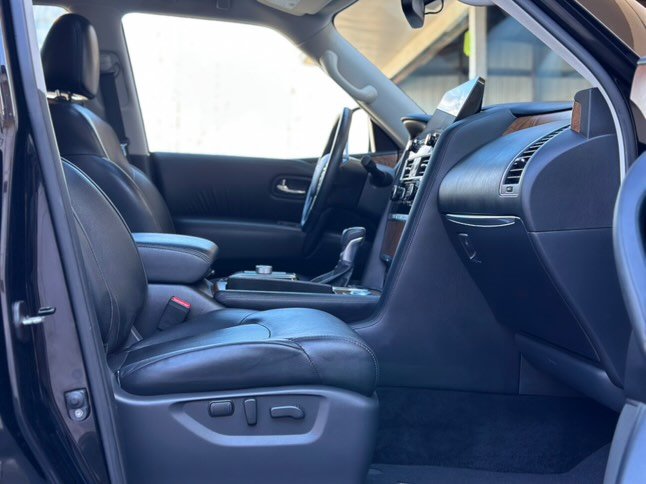 2022 Nissan Armada SL photo