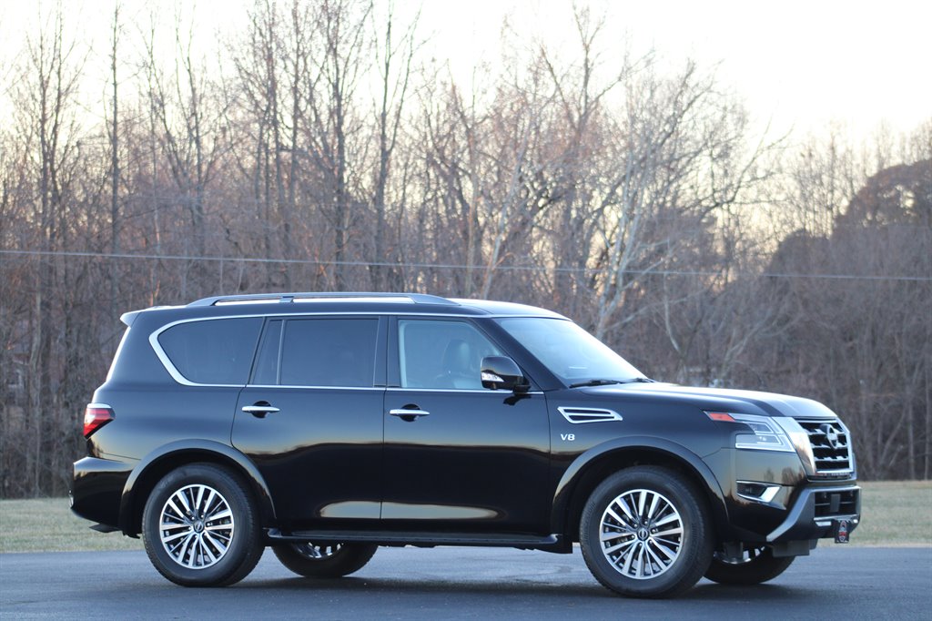 2022 Nissan Armada SL photo