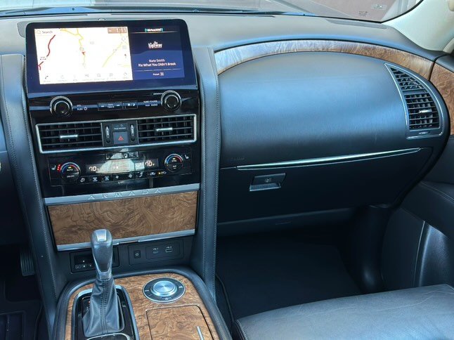 2022 Nissan Armada SL photo