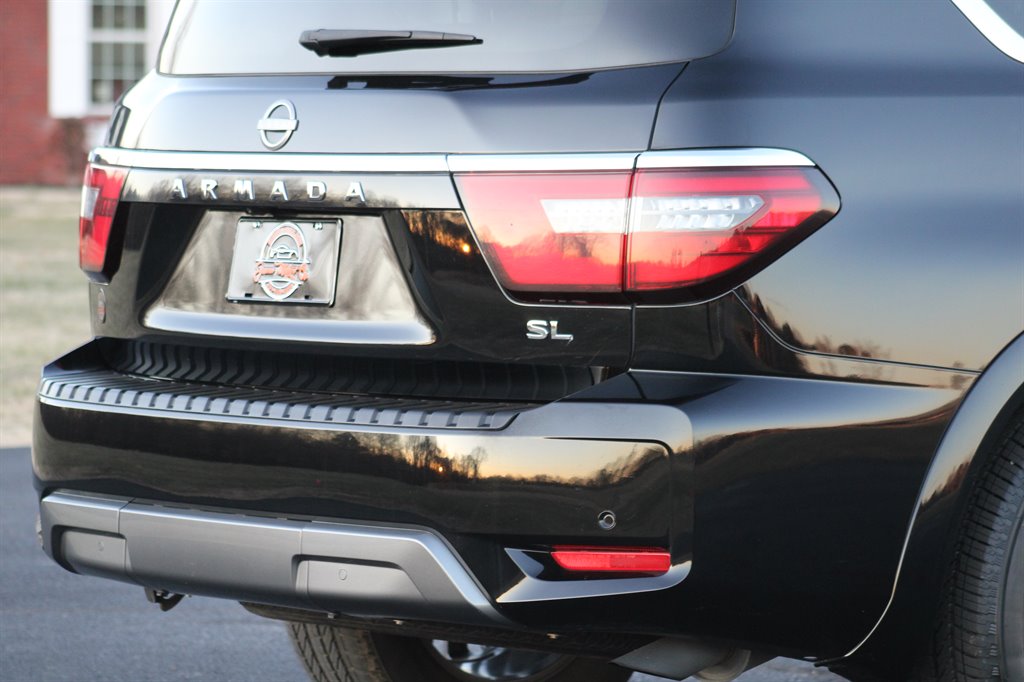 2022 Nissan Armada SL photo