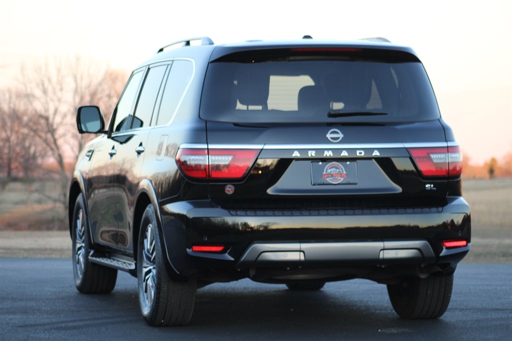 2022 Nissan Armada SL photo
