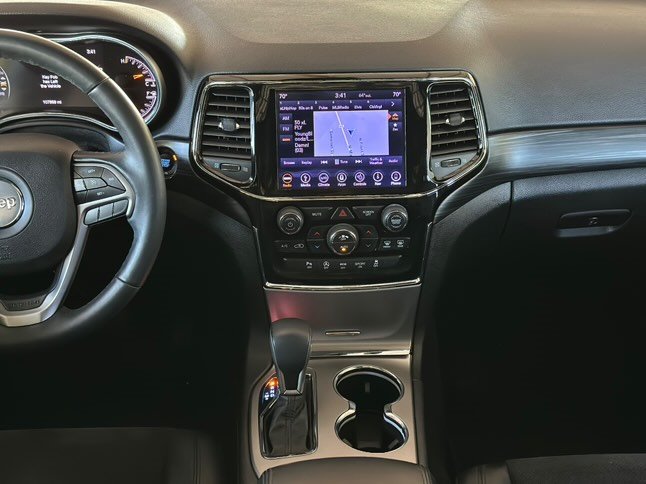 2019 Jeep Grand Cherokee Altitude  photo