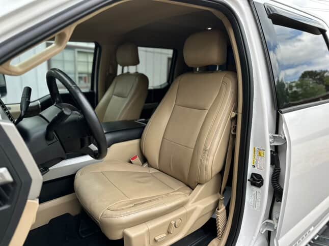2017 Ford F250sd Lariat photo