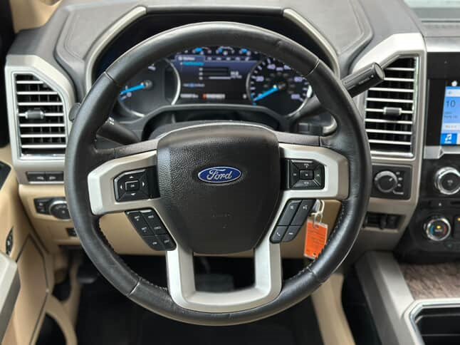 2017 Ford F250sd Lariat photo