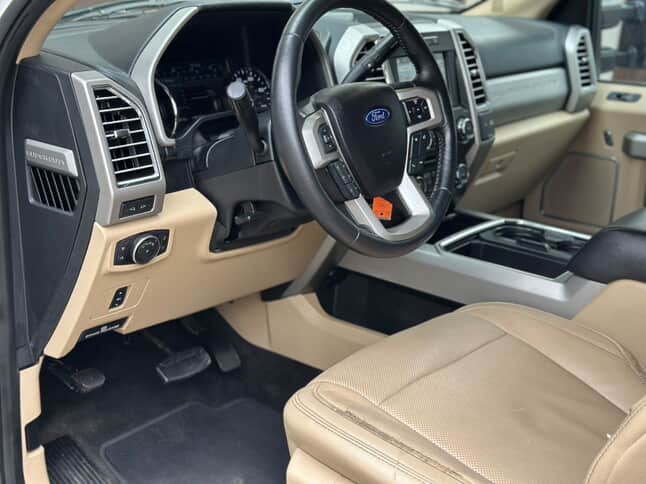2017 Ford F250sd Lariat photo