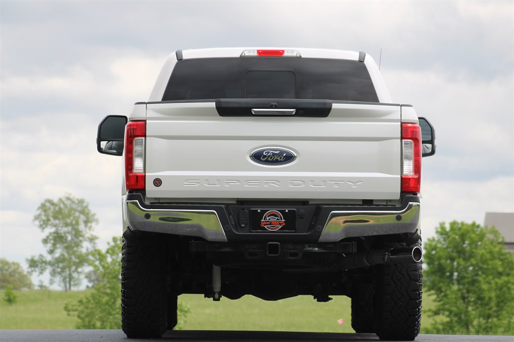 2017 Ford F250sd Lariat photo