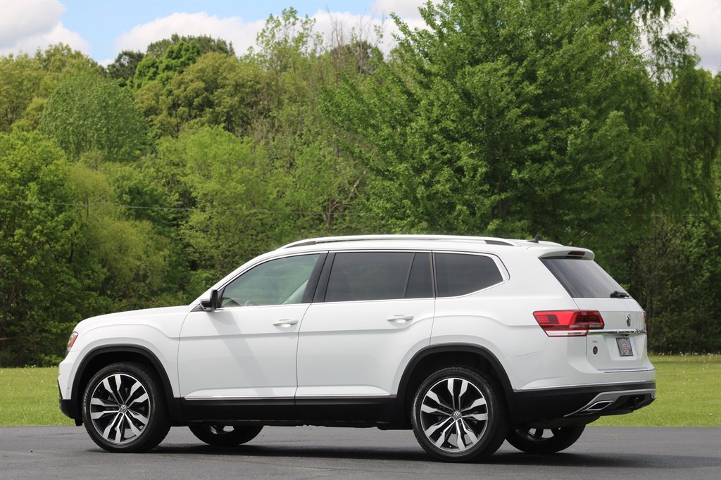 2019 Volkswagen Atlas SEL Premium photo
