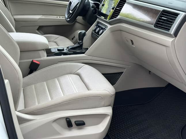 2019 Volkswagen Atlas SEL Premium photo