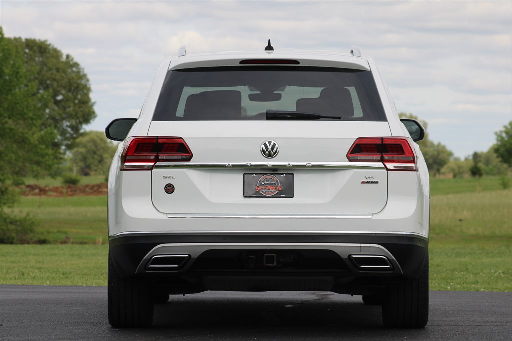 2019 Volkswagen Atlas SEL Premium photo