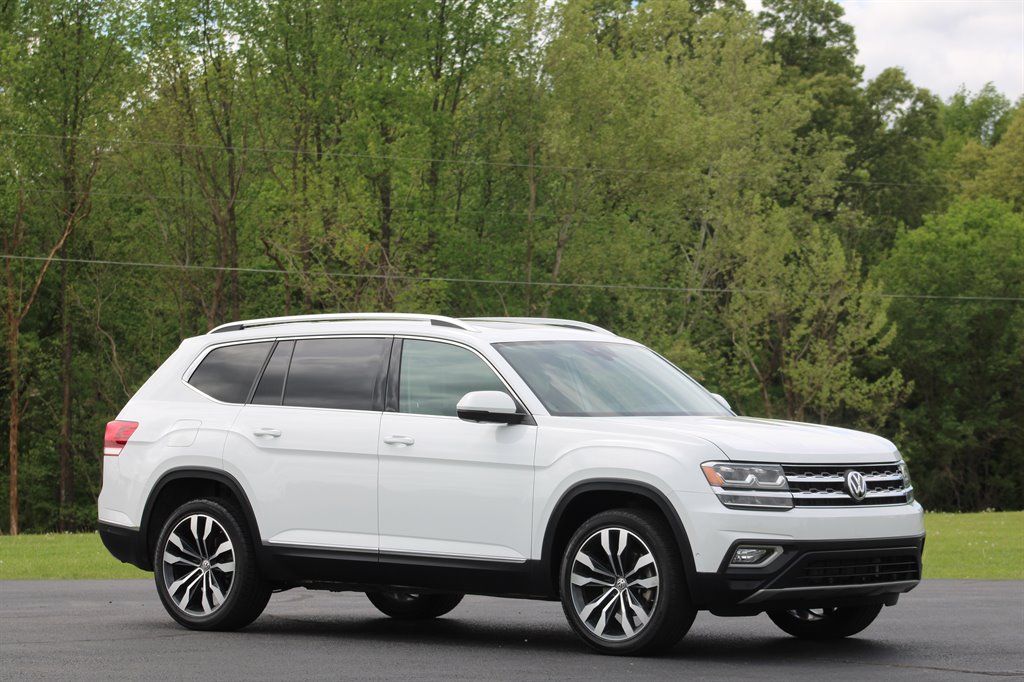 2019 Volkswagen Atlas SEL Premium photo