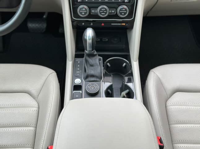 2019 Volkswagen Atlas SEL Premium photo