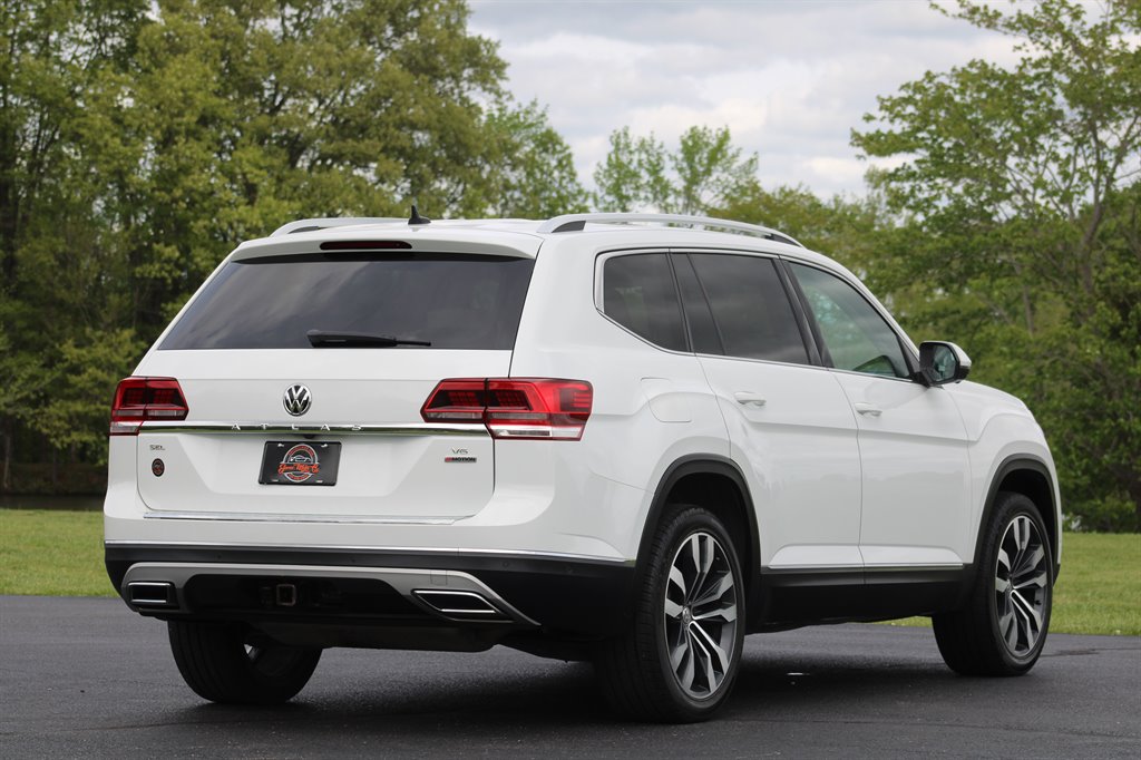 2019 Volkswagen Atlas SEL Premium photo