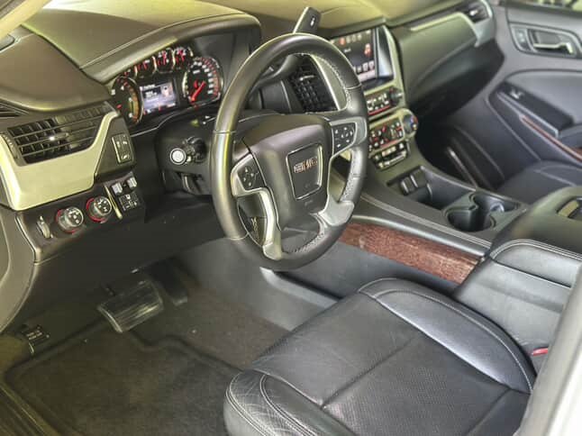2016 GMC Yukon XL 1500 SLE photo