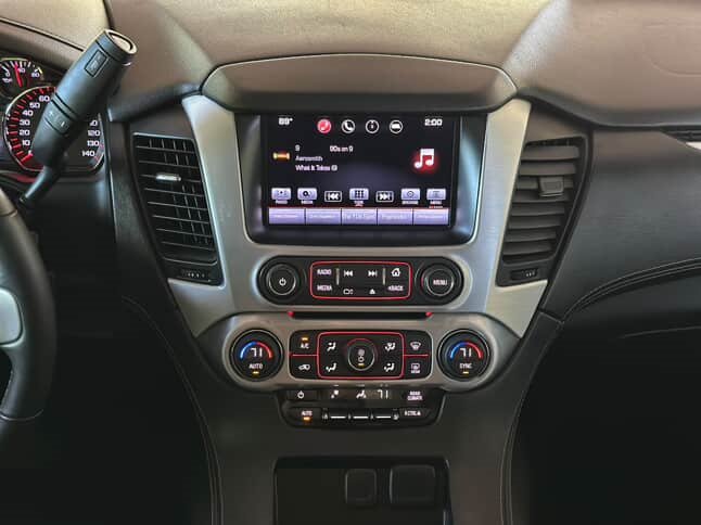 2016 GMC Yukon XL 1500 SLE photo