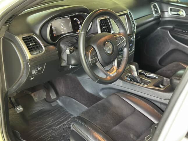 2017 Jeep Grand Cherokee Altitude  photo