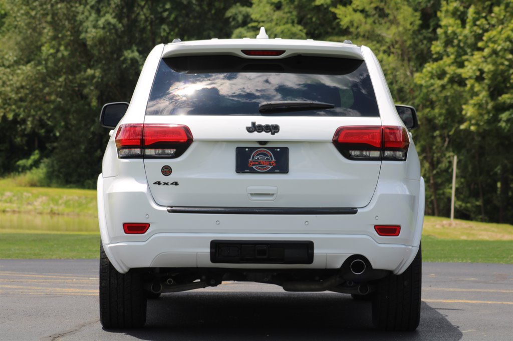 2017 Jeep Grand Cherokee Altitude  photo