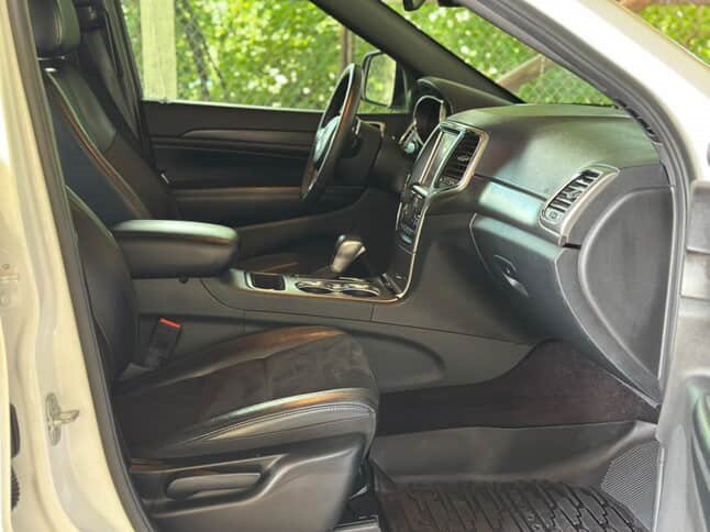 2017 Jeep Grand Cherokee Altitude  photo