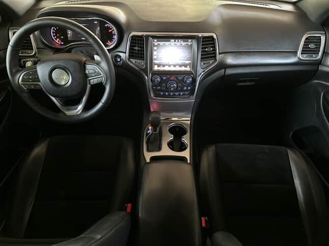2017 Jeep Grand Cherokee Altitude  photo