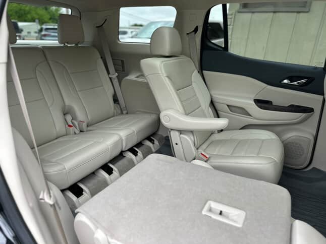 2022 GMC Acadia Denali photo