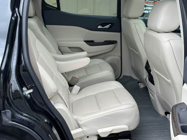 2022 GMC Acadia Denali photo