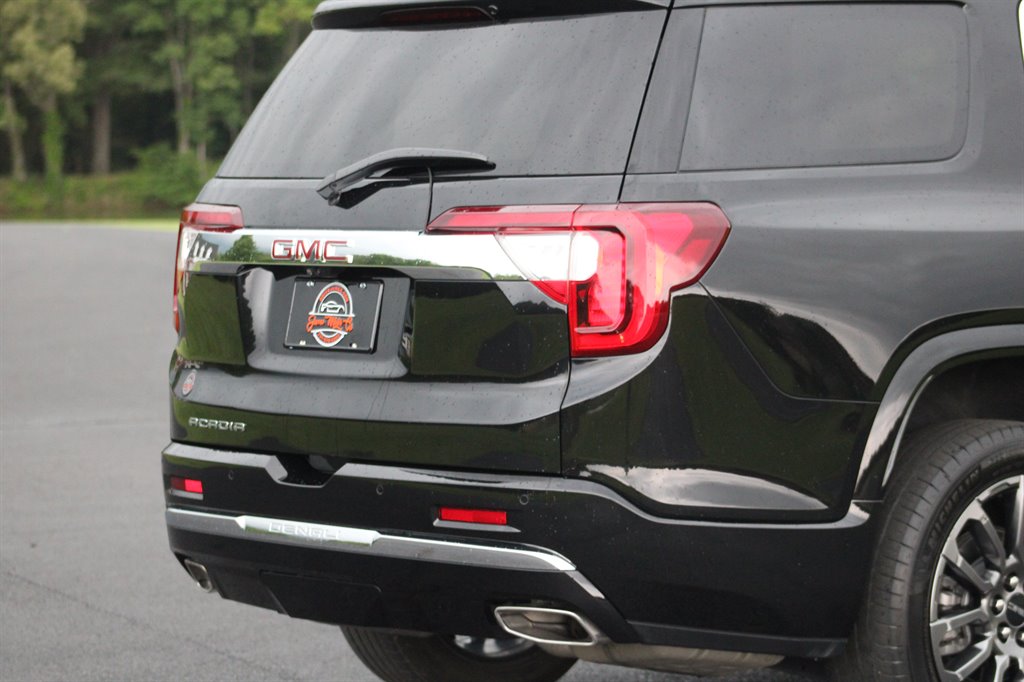 2022 GMC Acadia Denali photo
