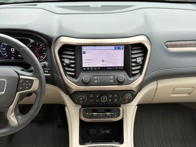 2022 GMC Acadia Denali photo
