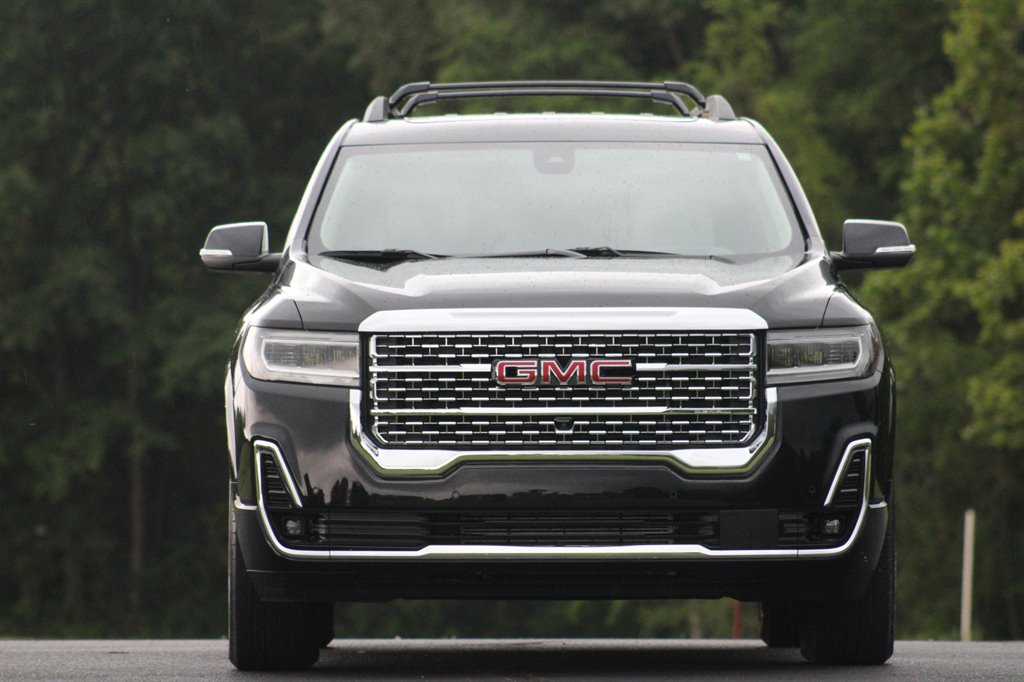 2022 GMC Acadia Denali photo