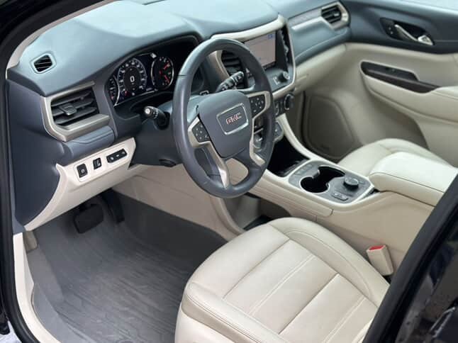 2022 GMC Acadia Denali photo