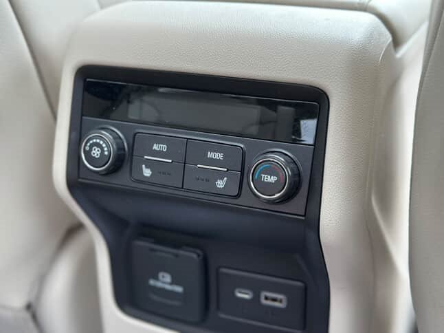 2022 GMC Acadia Denali photo