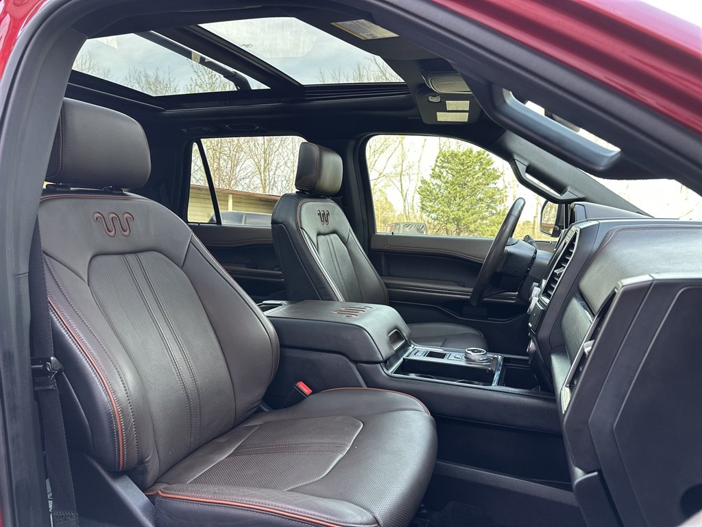 2021 Ford Expedition - $35,995