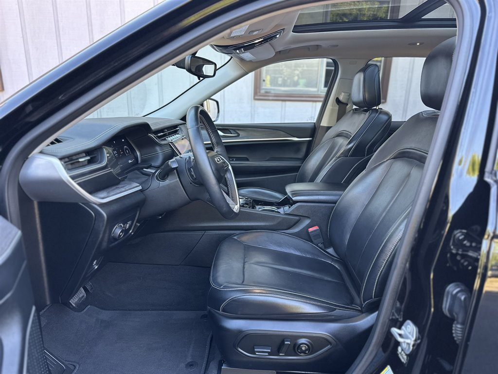 2021 Jeep Cherokee - $31,995