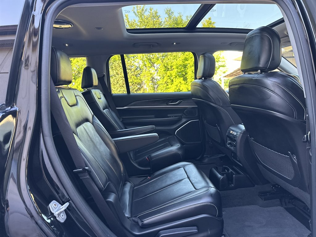 2021 Jeep Cherokee - $31,995