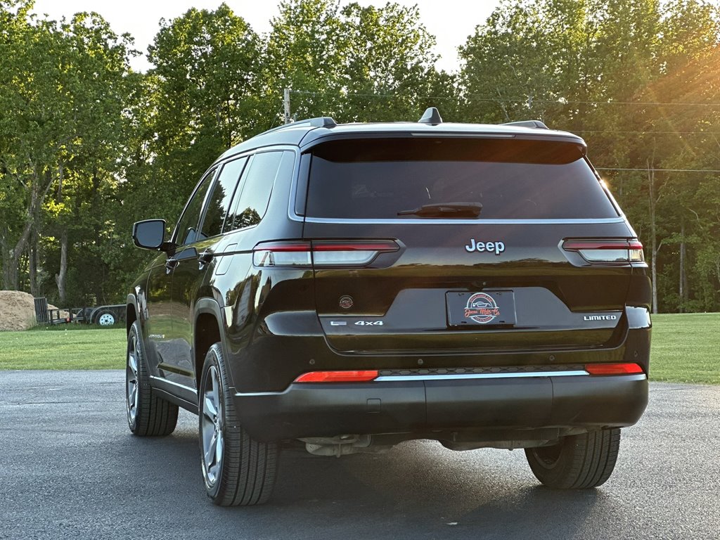 2021 Jeep Cherokee - $31,995