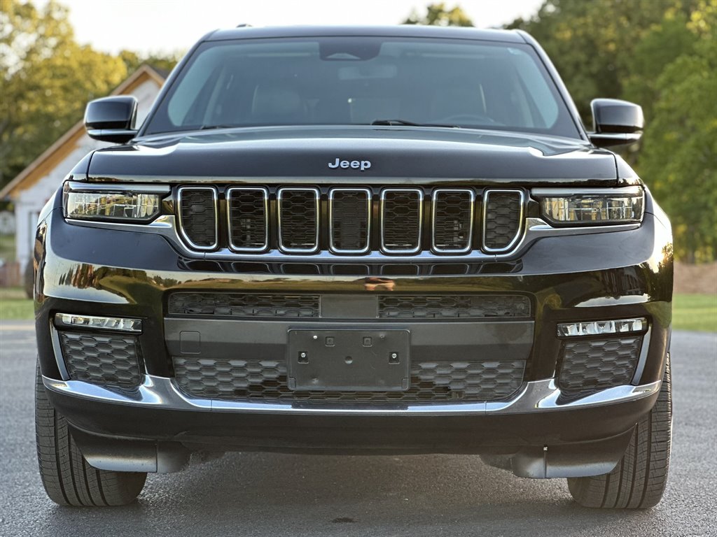 2021 Jeep Cherokee - $31,995