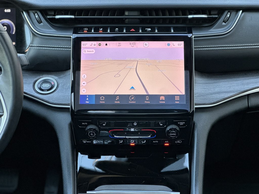 2021 Jeep Cherokee - $31,995