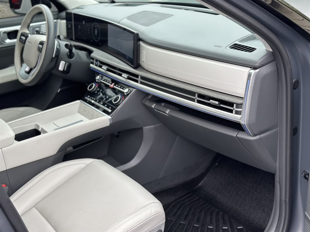 2024 Hyundai Santa FE - $37,995