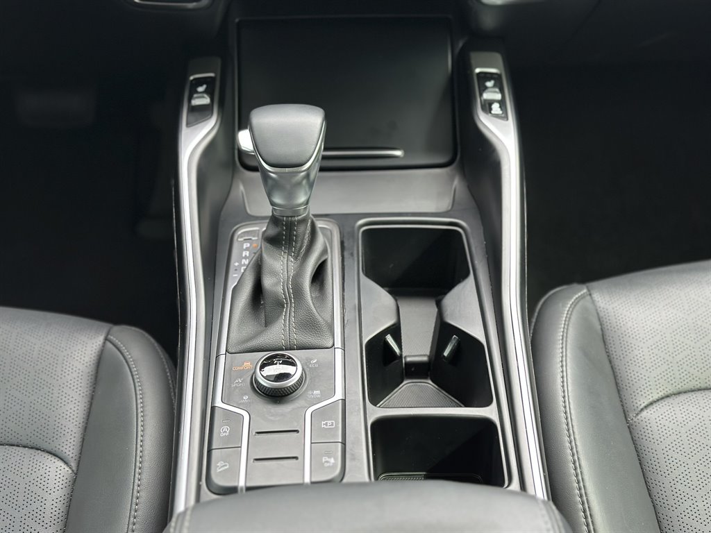 2023 Kia Sorento - $29,995