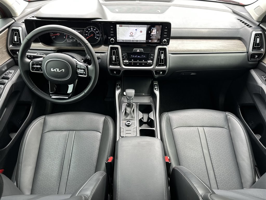 2023 Kia Sorento - $29,995