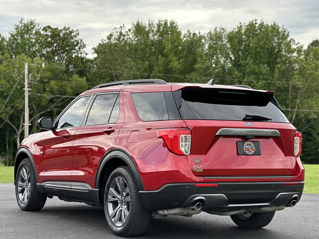 2022 Ford Explorer - $29,995