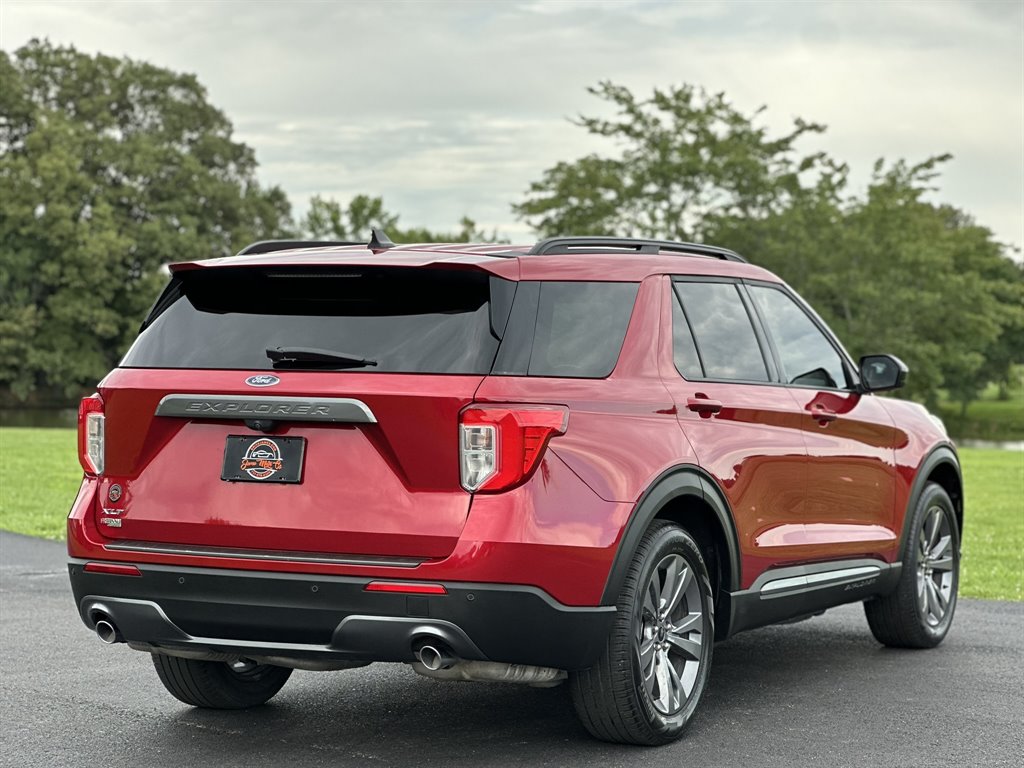 2022 Ford Explorer - $29,995