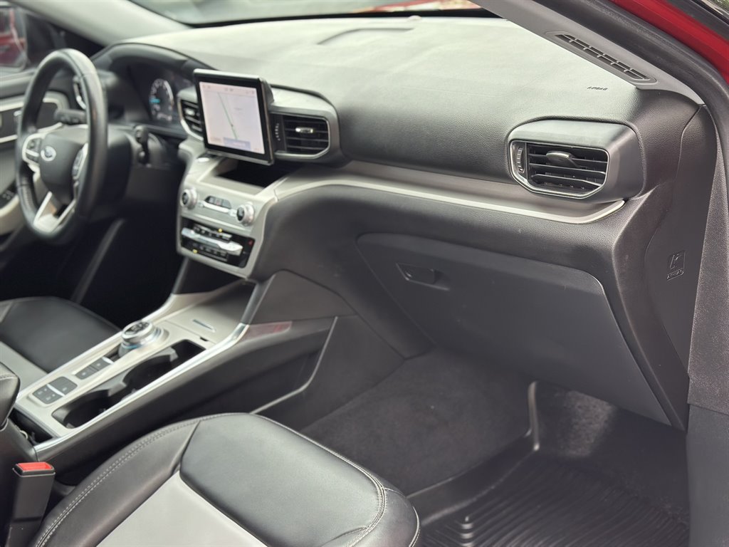 2022 Ford Explorer - $29,995