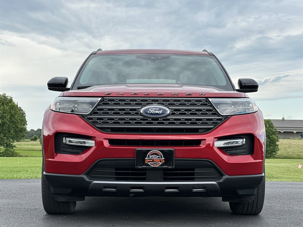 2022 Ford Explorer - $29,995