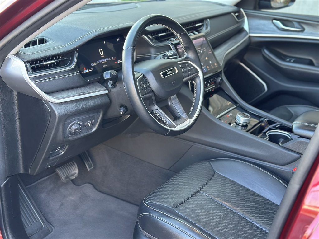 2021 Jeep Cherokee - $28,995