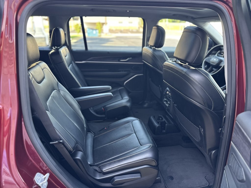 2021 Jeep Cherokee - $28,995