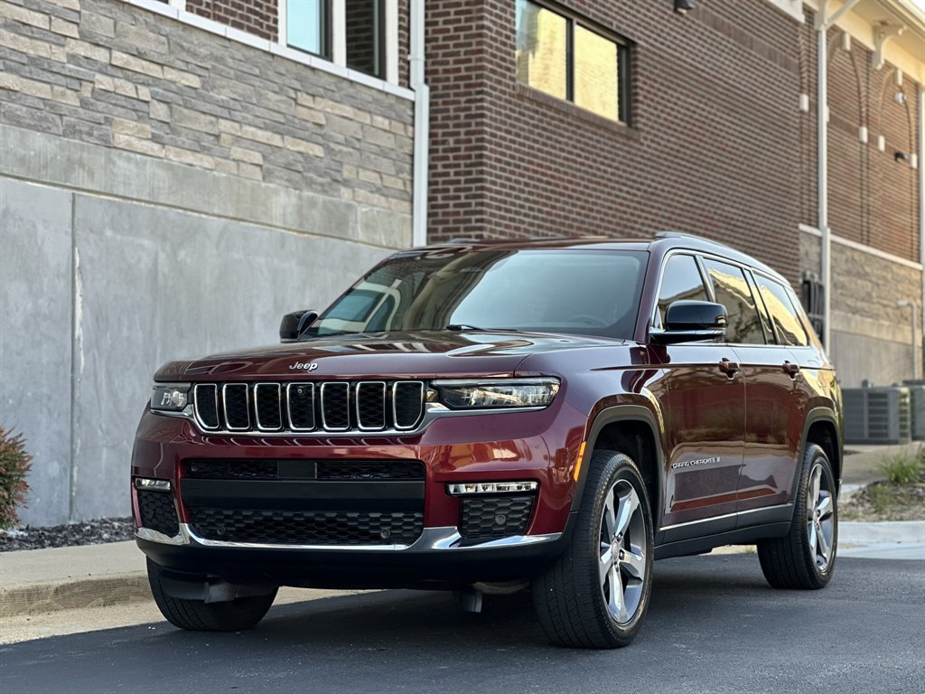 2021 Jeep Cherokee - $28,995