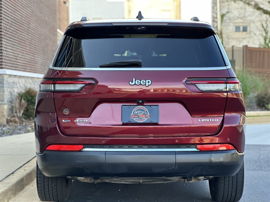 2021 Jeep Cherokee - $28,995